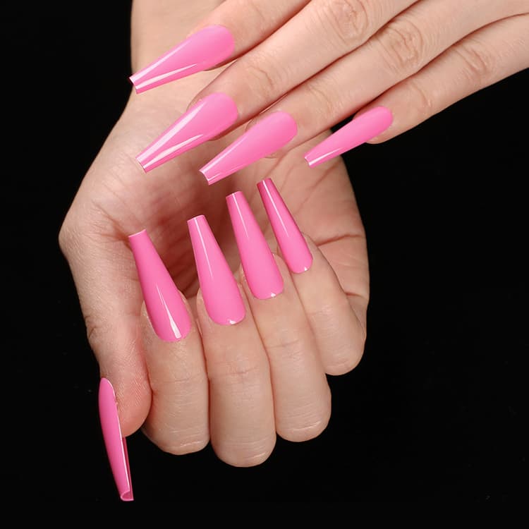 13 formas e estilos de unhas que valem a pena experimentar agora